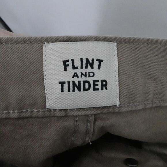 Flint and Tinder Pants Mens 30x32 Khaki Slim Fit Stretch 5-Pocket Casual Preppy - Picture 12 of 15